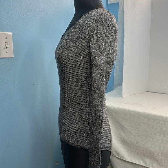 I.N.C. International Concepts Silver V-Neck Pullover Sweater - Picture 3 of 8